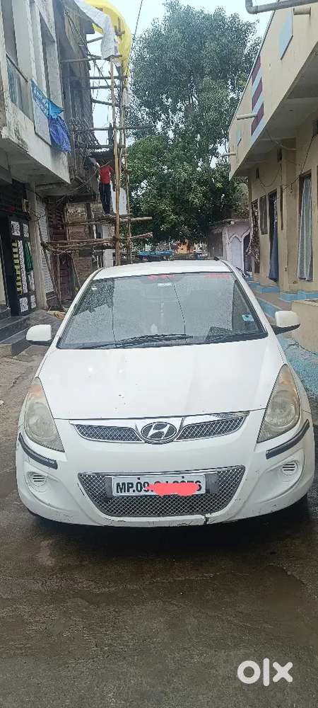 Hyundai I20 2011 Petrol Good Condition,power Windows,clean Maintained