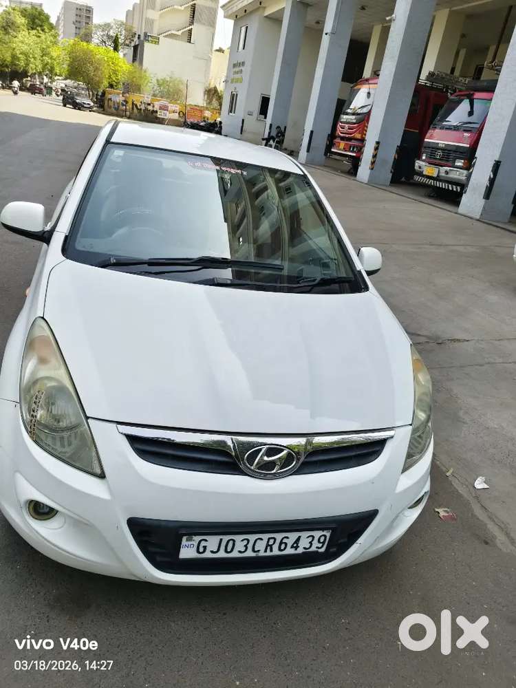 Hyundai New I20 2010 Cng & Hybrids 90000 Km Driven