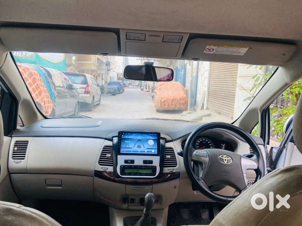 Toyota Innova 2015 Diesel Well Maintained