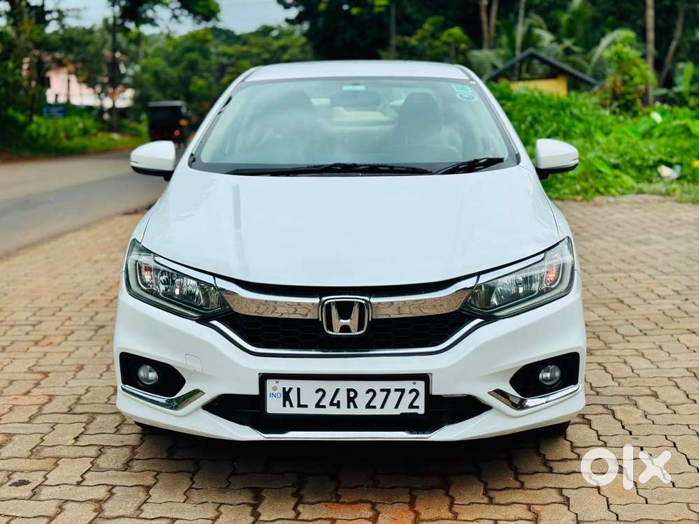 Honda City I-vtec V, 2018, Petrol
