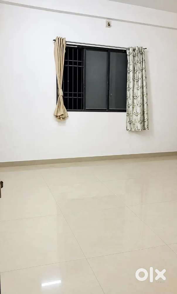 Ready to move 2bhk semi furnished house