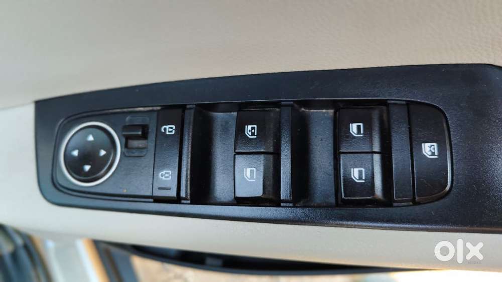 Kia Carens 1.5 Prestige 7 Str, 2024, Petrol