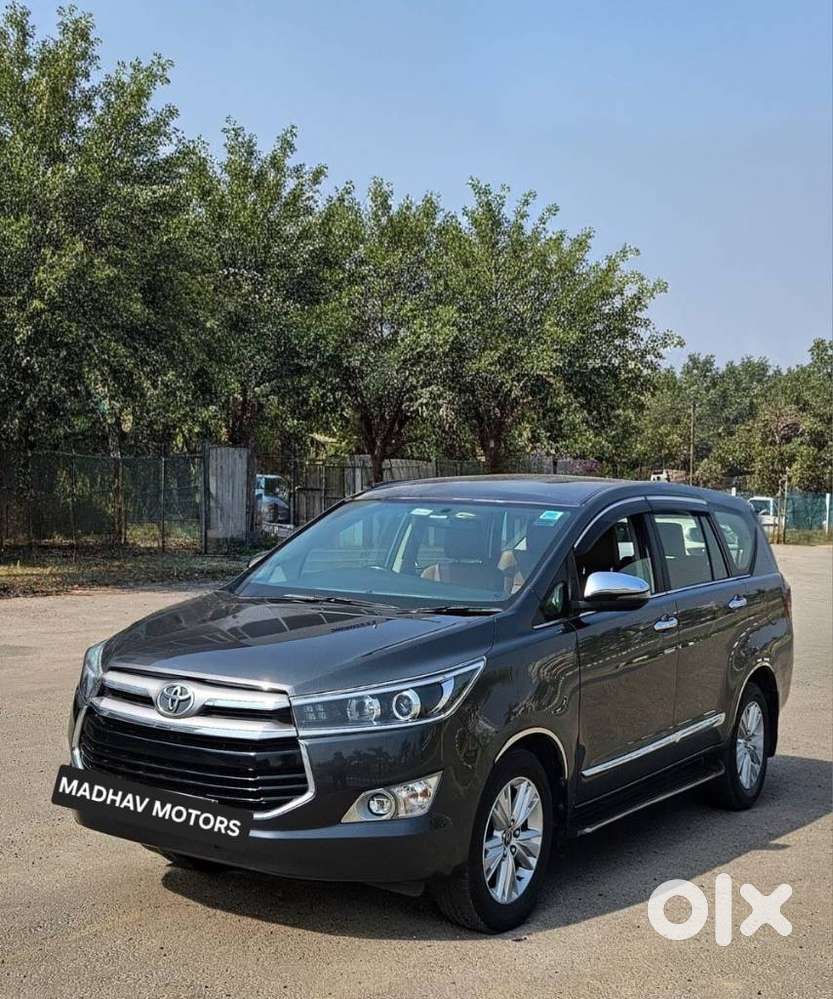 Toyota Innova Crysta