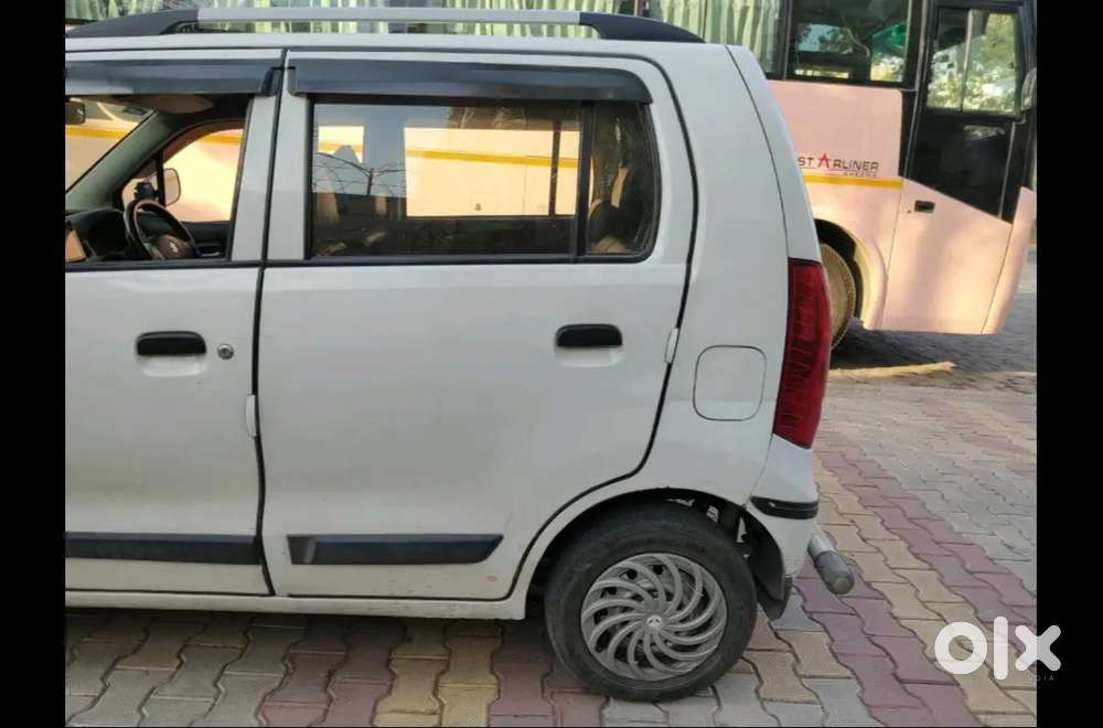 Wagonr Cng Hr26 (outside Fitted) Mileage 30+ Km