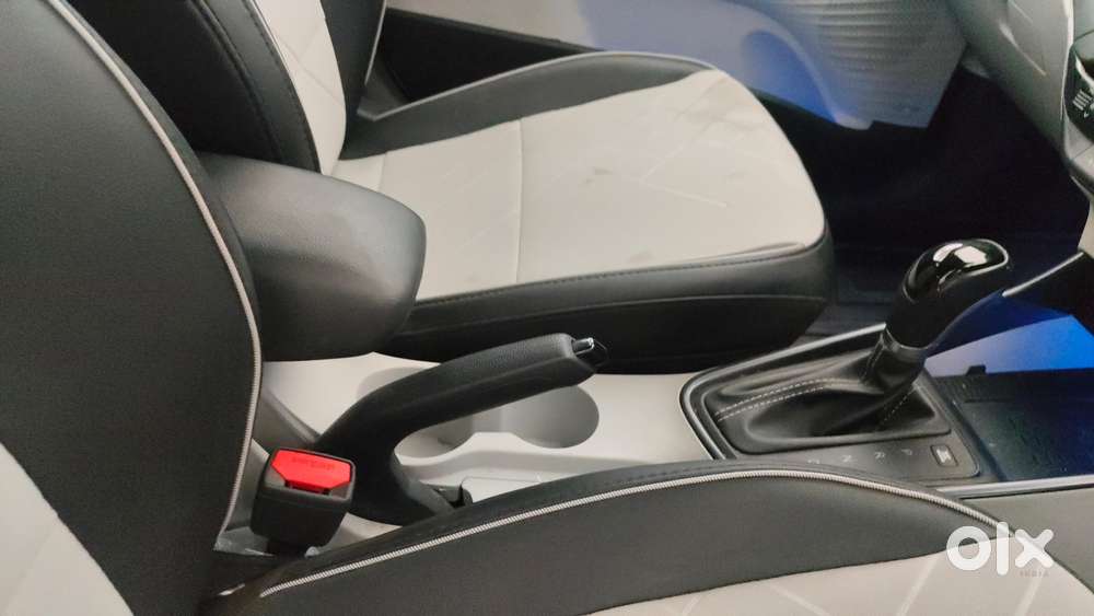 Hyundai New I20 1.2 Asta (o) Ivt, 2025, Petrol