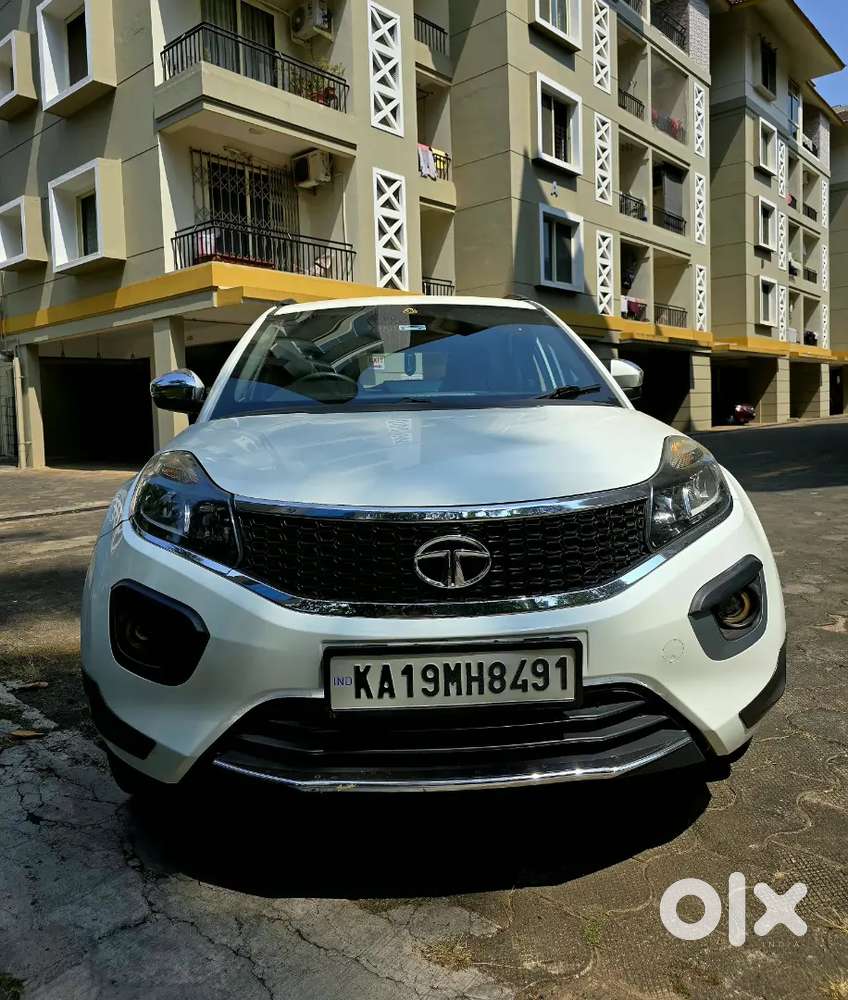Tata Nexon 2018 Petrol 37900 Km Driven