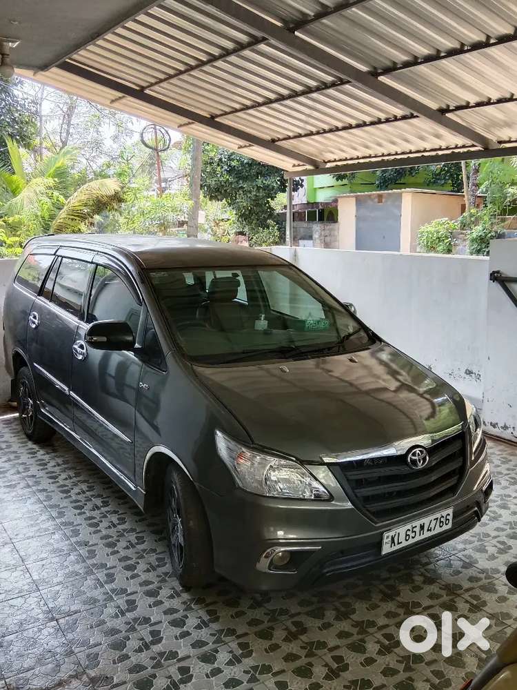 Toyota Innova 2006 Diesel Well Maintained