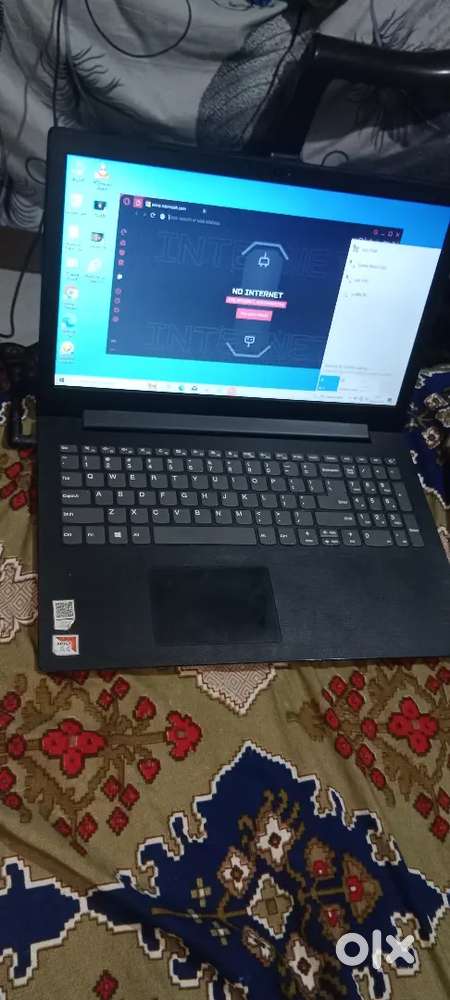 Bast laptop mt 81 Amd. A4 9 jantion 4 gb 1bt hhd