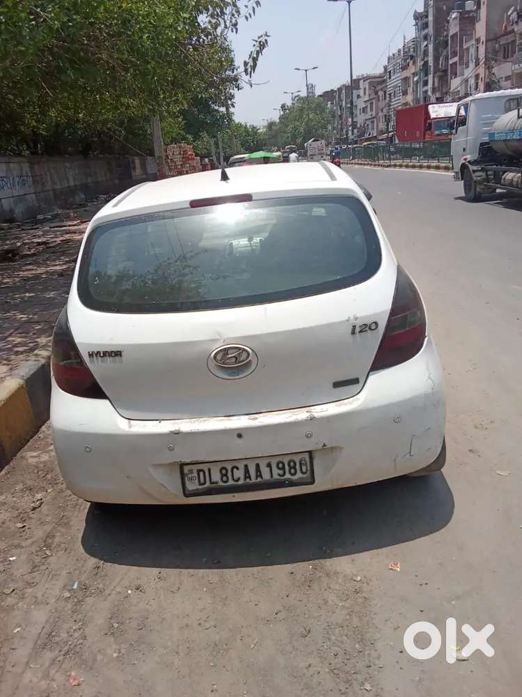 Hyundai I20 2011 Cng & Petrol 92000 Km Driven