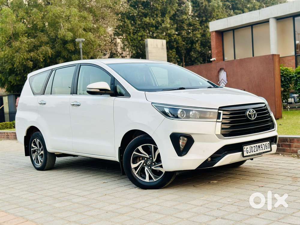 Toyota Innova Crysta