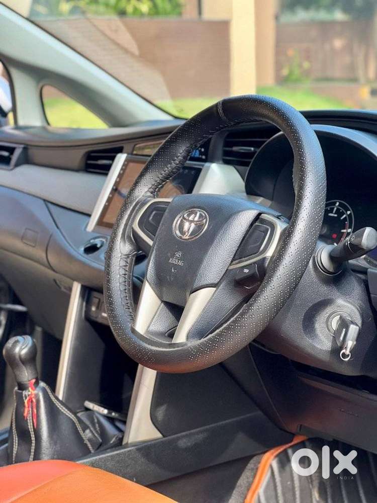 Toyota Innova Crysta 2.4 G Mt 8s, 2016, Diesel