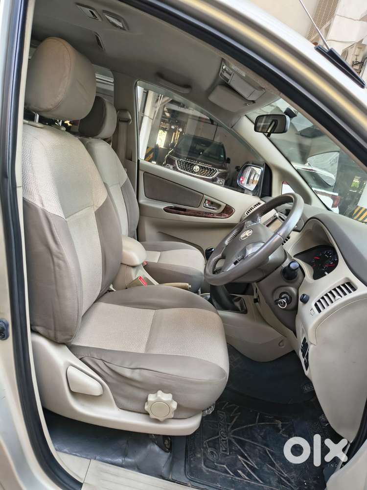 Toyota Innova 2.0 V, 2013, Diesel
