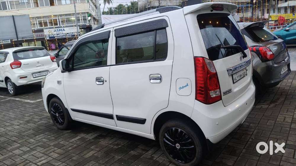 Maruti Suzuki Wagon R Vxi, 2017, Petrol