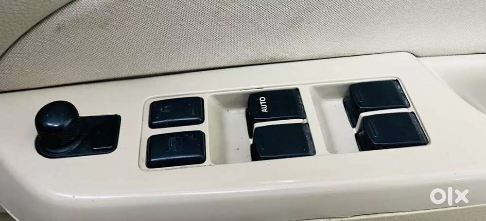 Maruti Suzuki Swift Dzire 1.3 Vxi, 2015, Petrol