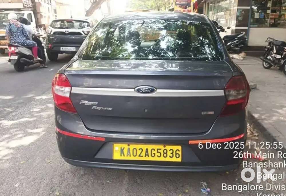 Ford Aspire Yellow Bord
