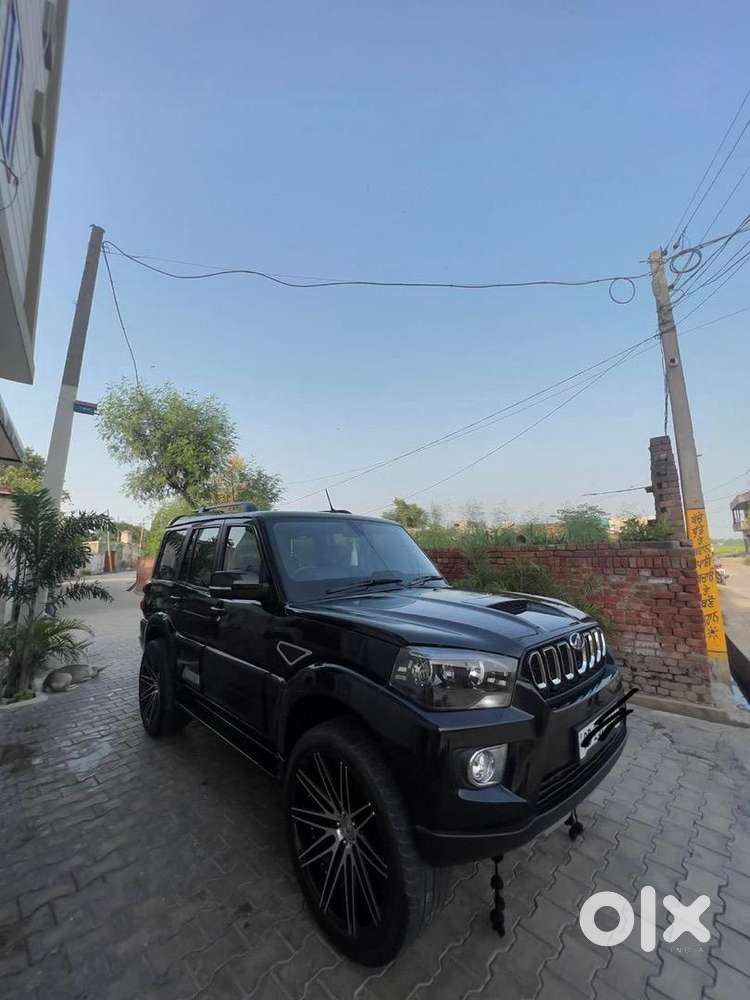 Mahindra Diesel Car 2021