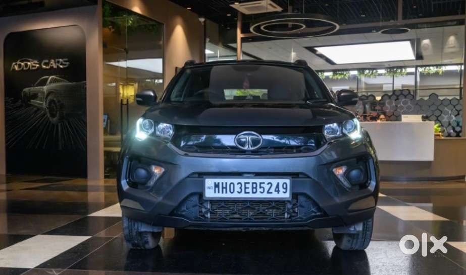 Tata Nexon 1.2 Revotron Xma Amt (s), 2023, Petrol