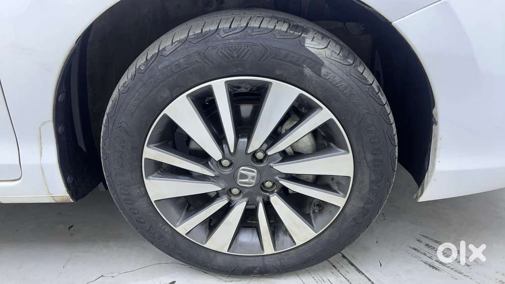 Honda City 1.5 V Mt, 2023, Petrol