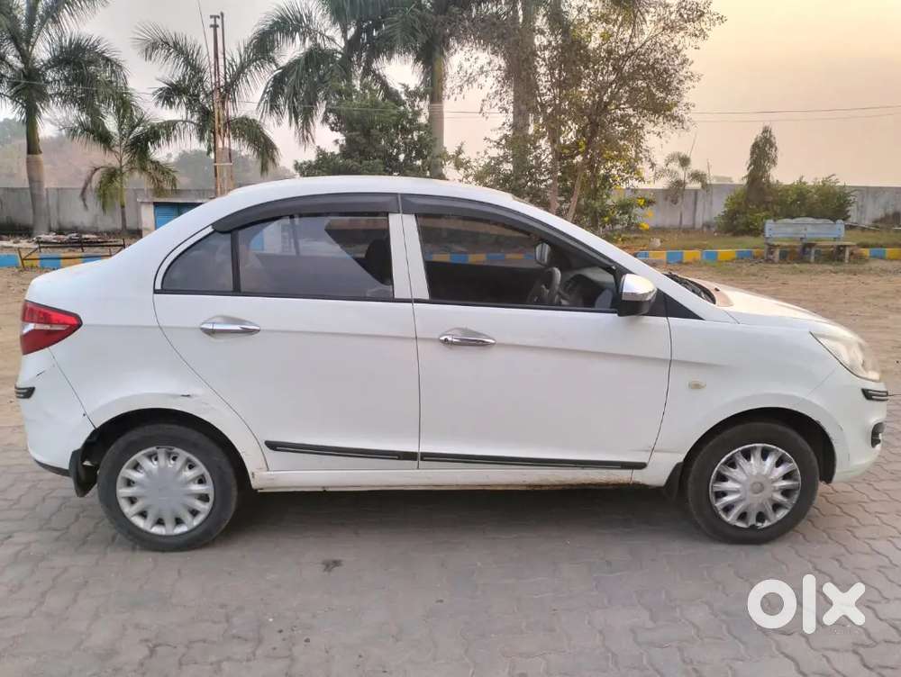 Good Condition Car Valid Insurance 4tyres New