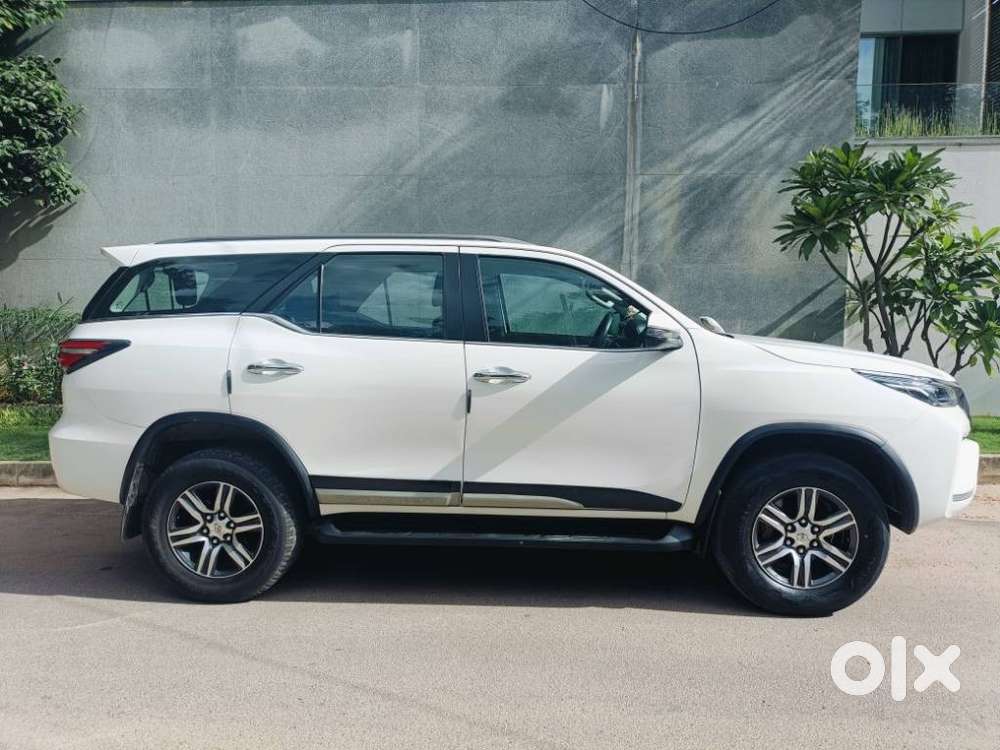 Toyota Fortuner 4x2 At 2.8 Diesel, 2023, Diesel