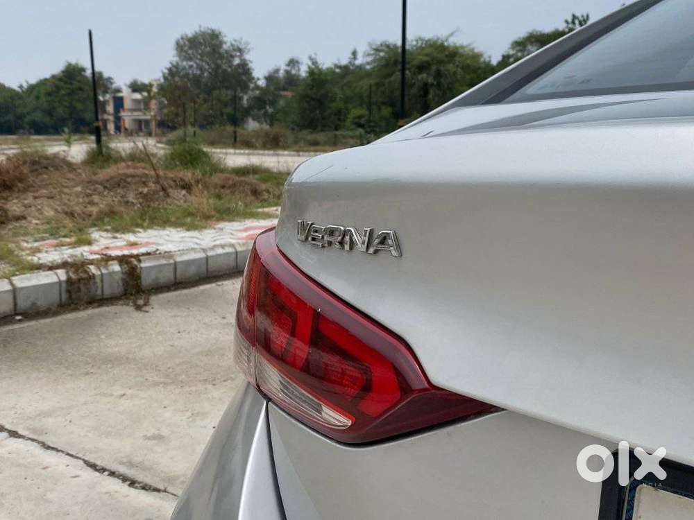 Hyundai Verna 1.6 Sx (o) Vtvt, 2017, Petrol