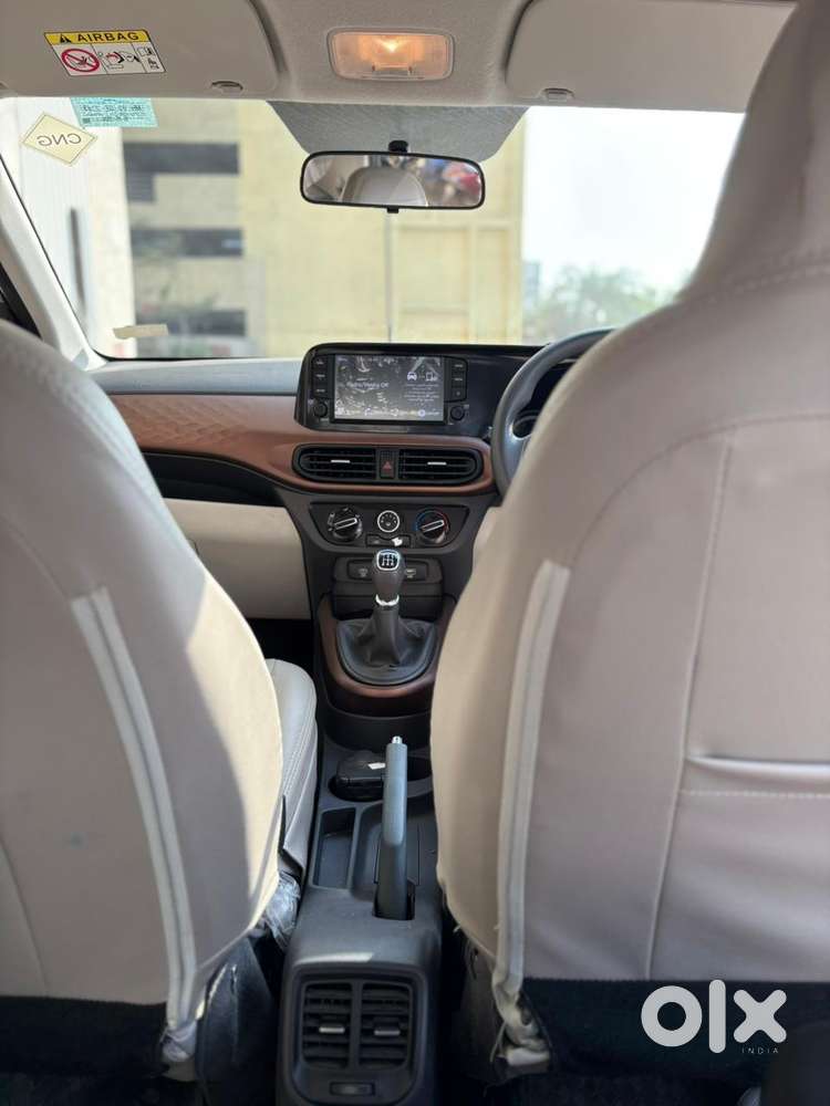 Hyundai Aura 1.2 Sx Cng, 2024, Cng & Hybrids