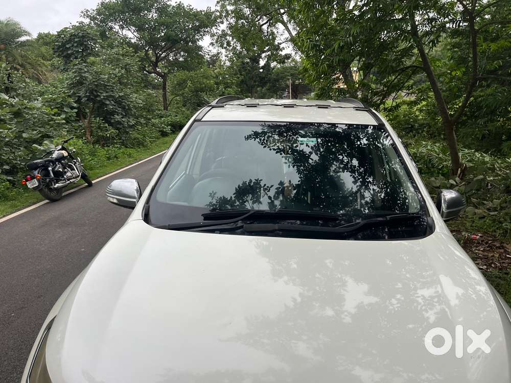 Mahindra Xuv500 Diesel 2015 Year