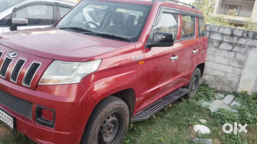 Mahindra Tuv 300 T6 Plus Amt, 2016, Diesel