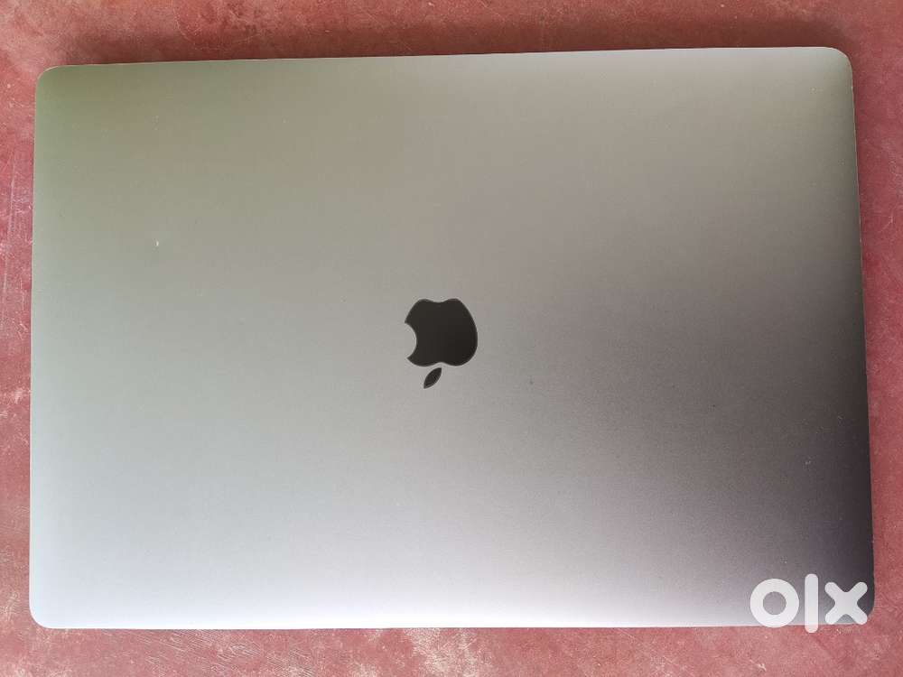 Macbook Pro a2141 16 inch 32gb ram 512ssd 4gb graphic card