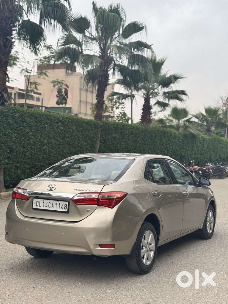 Toyota Corolla Altis 2010-2013 G, 2014, Petrol