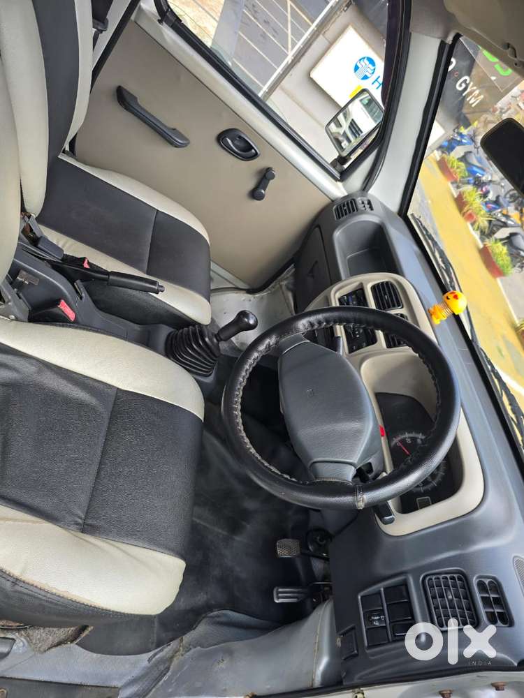 Maruti Suzuki Eeco, 2011, Petrol