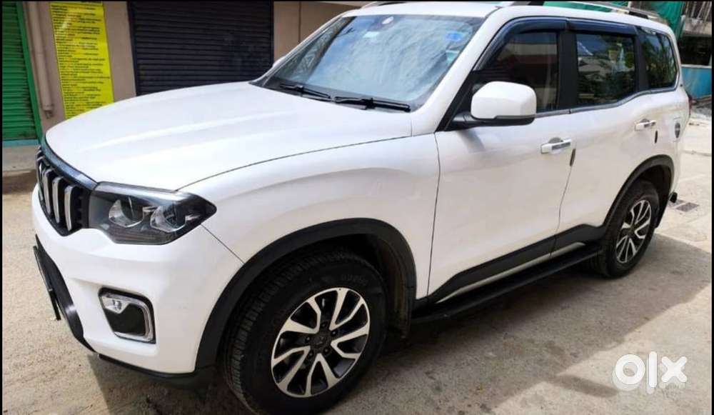 Mahindra Scorpio-n 2.0 Z8 L Petrol At 6 Str, 2024, Petrol