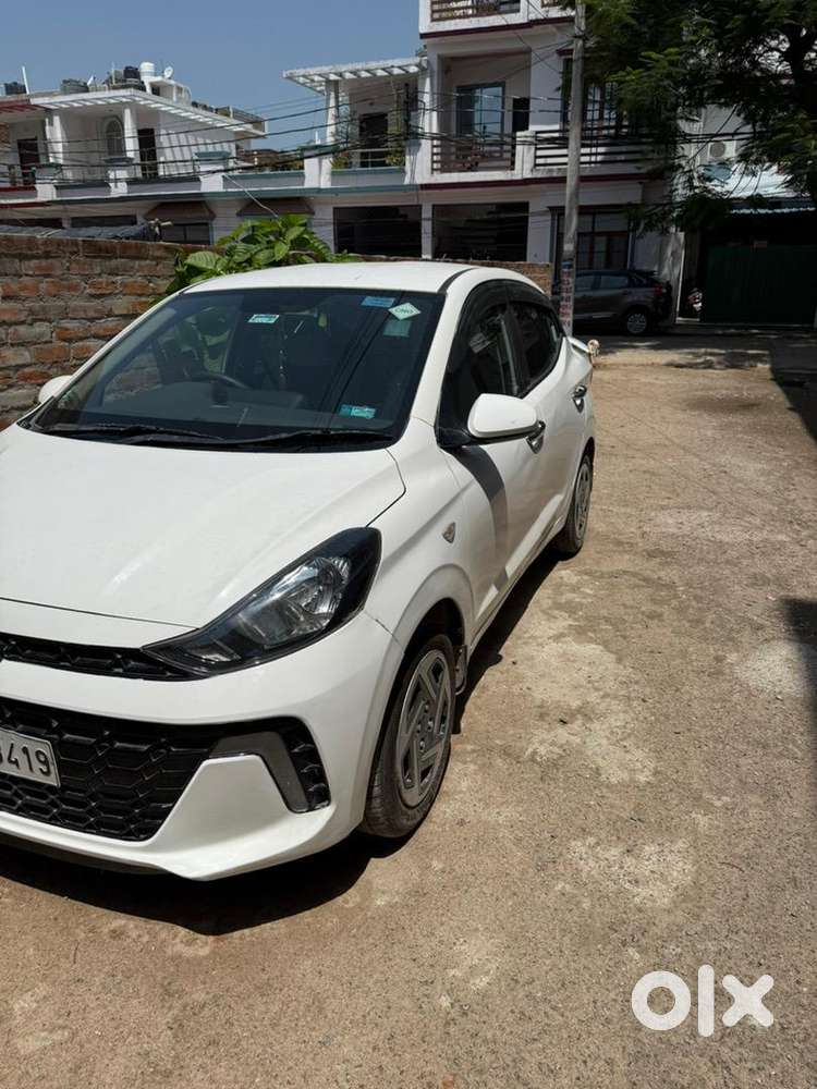 Hyundai Aura Cng Car 2024 Model In Good Condition