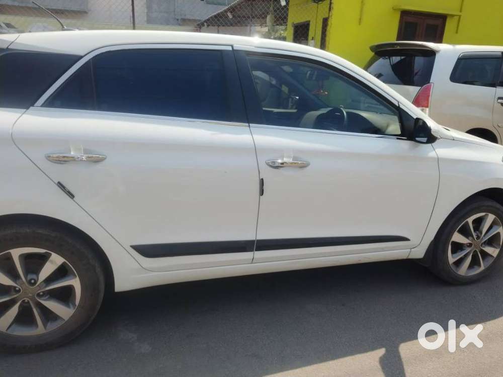 Hyundai I20 Petrol Asta, 2015, Petrol