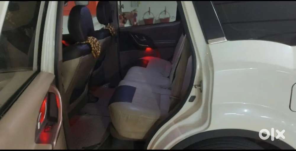 Mahindra Xuv500 2012