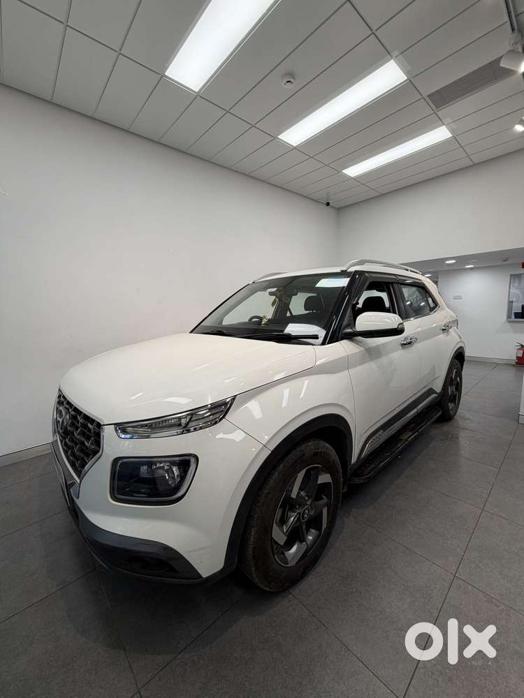 Hyundai Venue 1.0 Sx (o) Turbo Dct, 2021, Petrol