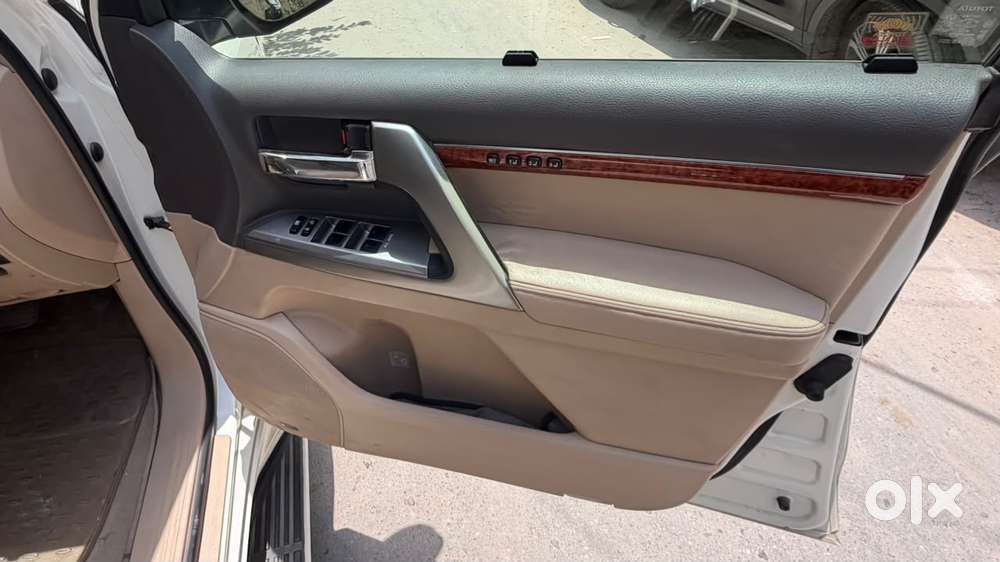 Toyota Land Cruiser [ ] 4.5 Vx Lc 200, 2015, Diesel