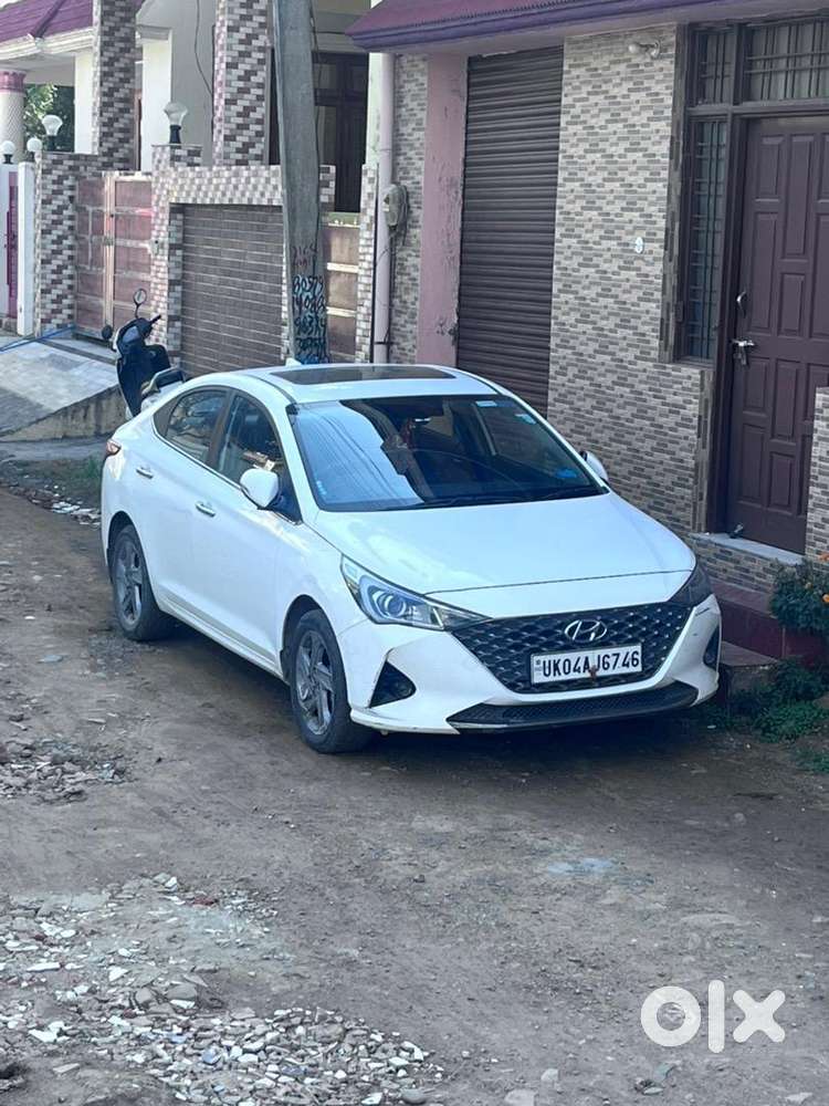 Hyundai Petrol Manual 2022