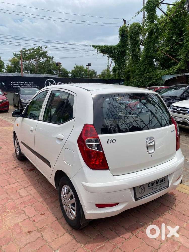Hyundai I10 Sportz, 2014, Petrol