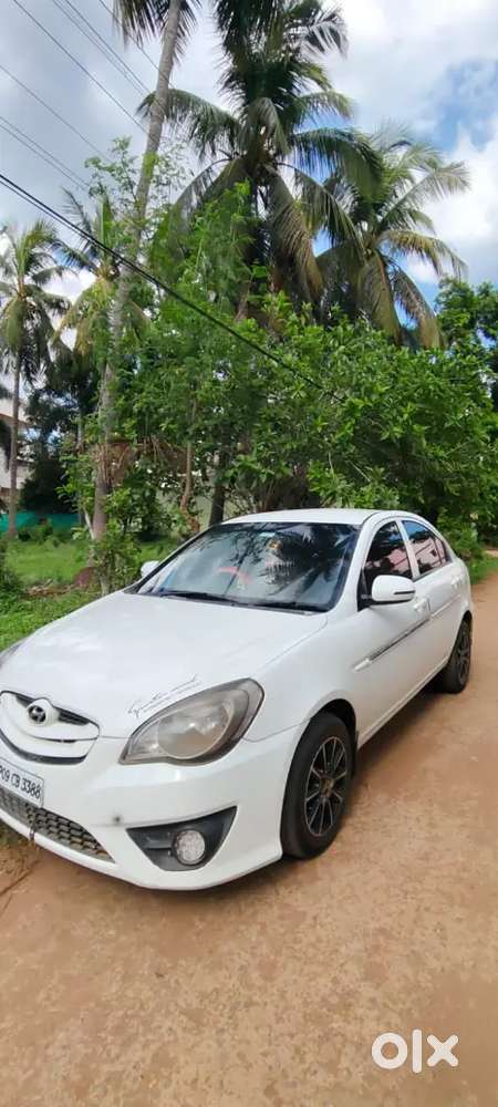 Hyundai Verna Diesel Manual 2010