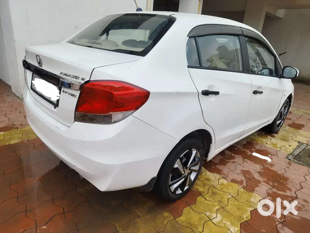Honda Amaze ગુડ કન્ડિશન કમ્પલેટ રનીંગ કન્ડિશન ચિલ્ડ એસી