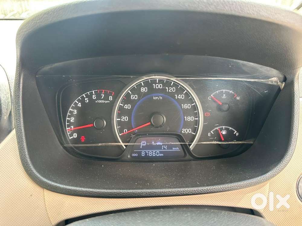 Hyundai Grand I10 2015 Petrol 87860 Km Driven
