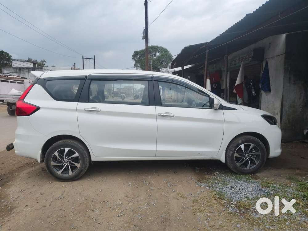 Toyota Rumion Petrol 2025