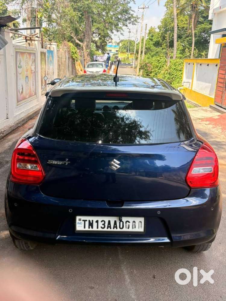 Maruti Suzuki Swift Vxi + Manual, 2022, Petrol