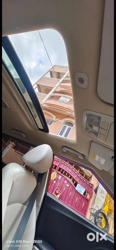Mahindra Xuv300 Turbosport 2019 W8