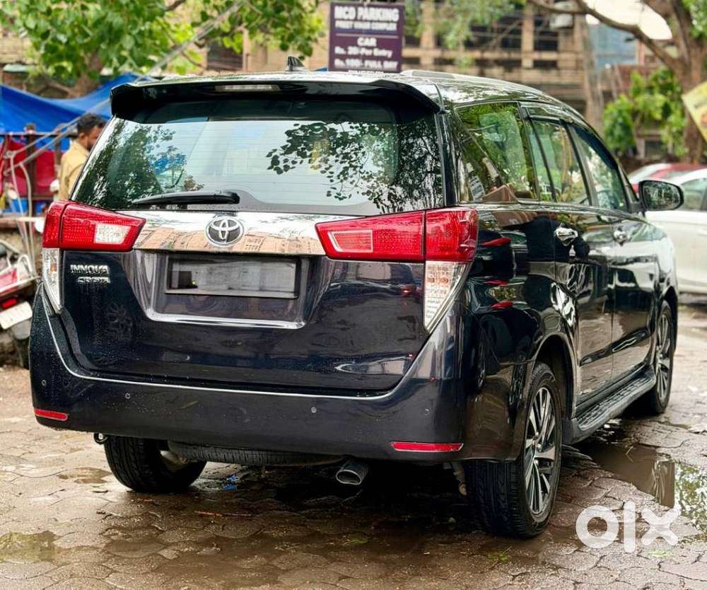 Toyota Innova Crysta [2020-ongoing] 2.7 Zx At 7 Str, 2022, Petrol