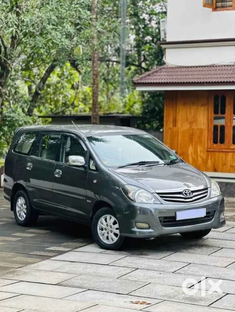 Innova 2.5 V