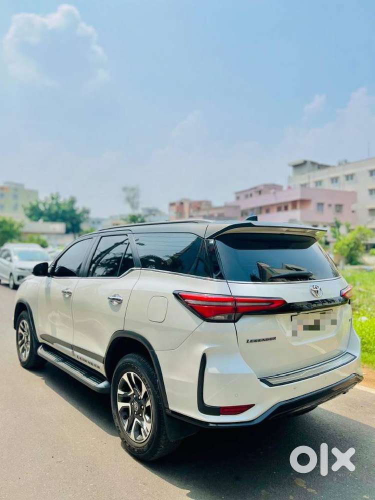 Toyota Fortuner Legender 4x4 At 2.8, 2025, Diesel