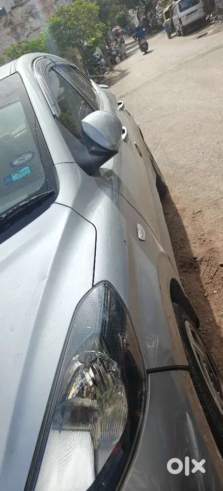 Company Attached Vehicle Yellow Board More 15 Emi Is Pending
