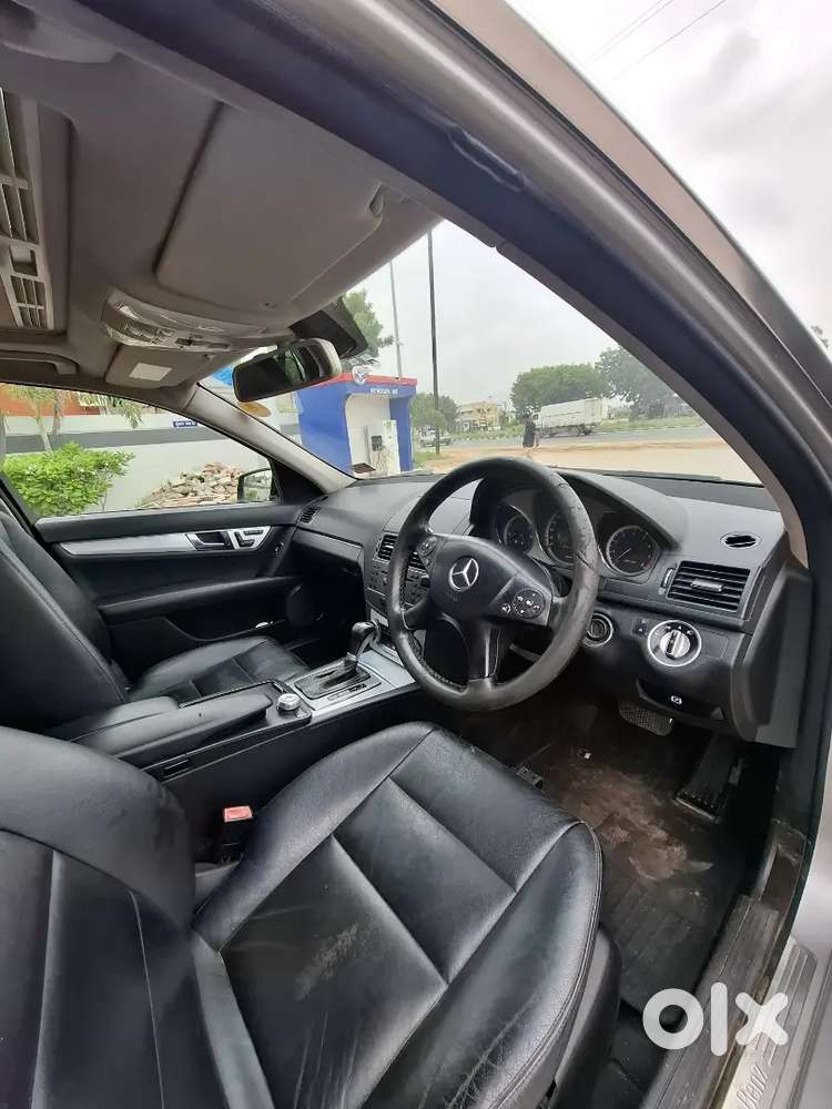 Mercedes-benz C-class 2011 Petrol 95000 Km Driven